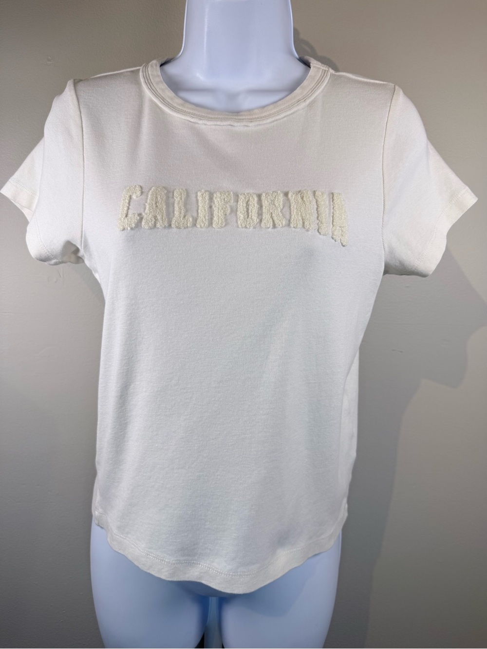 Cream Short Sleeve 'California' Tee - Women's Casual Crew